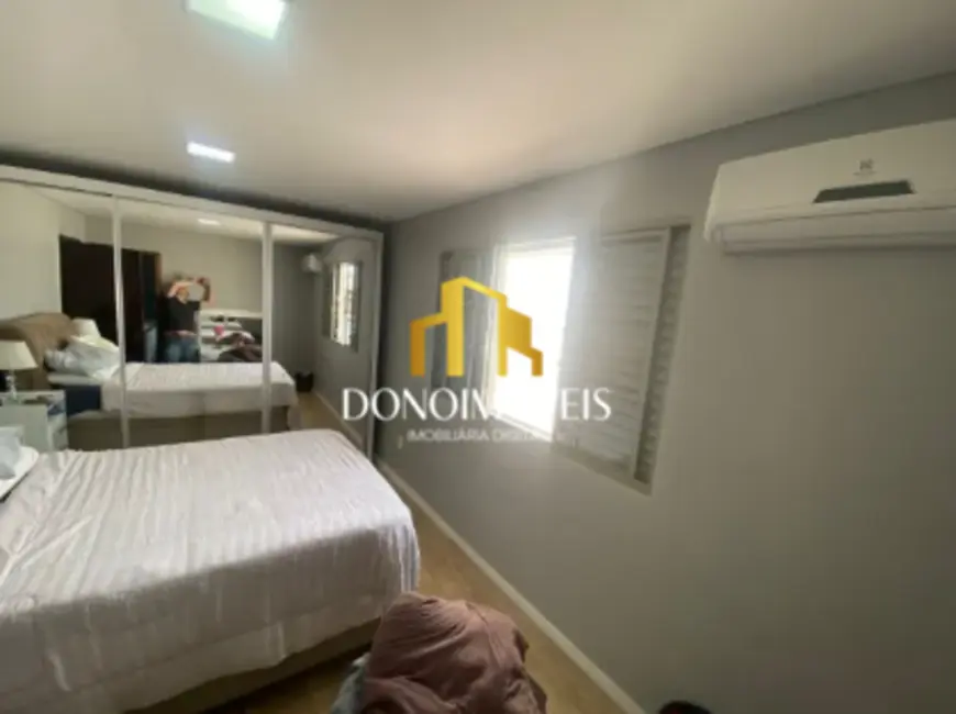 Casa com 5 quartos à venda, 320m2 em Independência, Sao Bernardo Do Campo - SP - imagem 6 Foto 6 de Casa com 5 quartos à venda, 320m2 em Independência, Sao Bernardo Do Campo - SP