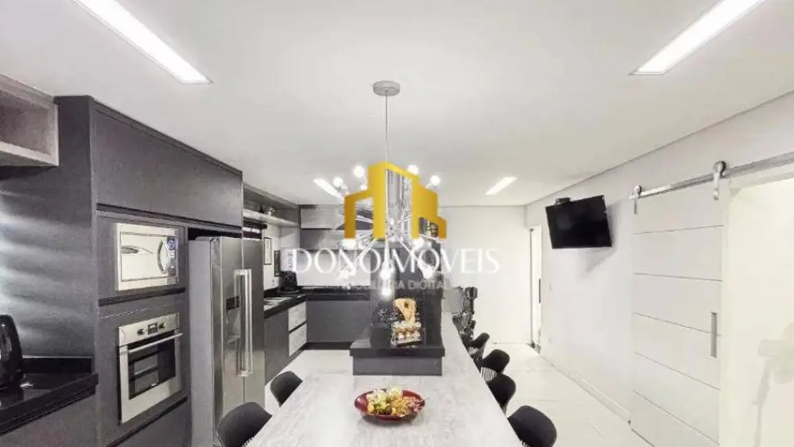 Casa com 3 quartos à venda, 386m2 em Vila Pires, Santo Andre - SP - imagem 7 Foto 7 de Casa com 3 quartos à venda, 386m2 em Vila Pires, Santo Andre - SP