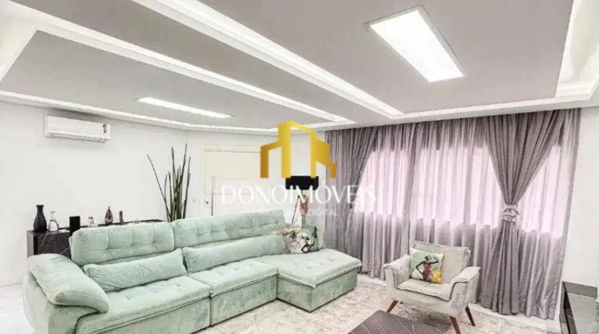 Casa com 3 quartos à venda, 386m2 em Vila Pires, Santo Andre - SP - imagem 2 Foto 2 de Casa com 3 quartos à venda, 386m2 em Vila Pires, Santo Andre - SP