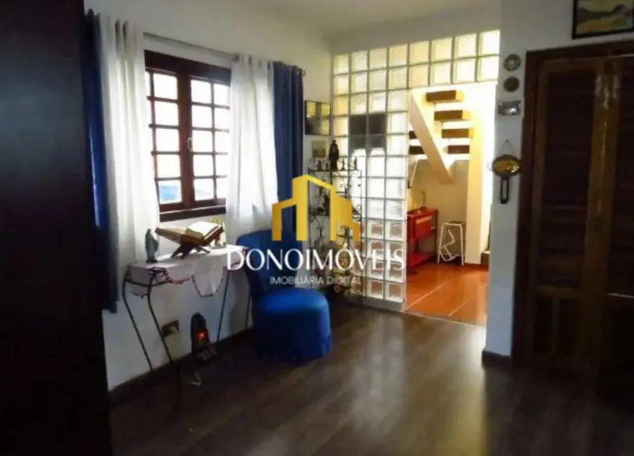 Casa com 3 quartos à venda, 198m2 em Independência, Sao Bernardo Do Campo - SP - imagem 5 Foto 5 de Casa com 3 quartos à venda, 198m2 em Independência, Sao Bernardo Do Campo - SP