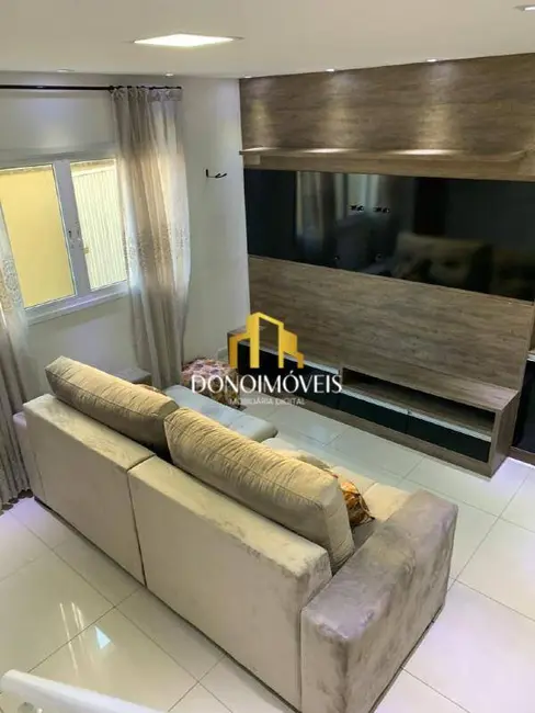 Foto 2 de Casa de Condomínio com 3 quartos à venda, 150m2 em Vila Curuçá, Santo Andre - SP