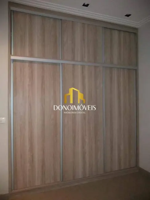 Casa com 4 quartos à venda, 400m2 em Anchieta, Sao Bernardo Do Campo - SP - imagem 8 Foto 8 de Casa com 4 quartos à venda, 400m2 em Anchieta, Sao Bernardo Do Campo - SP