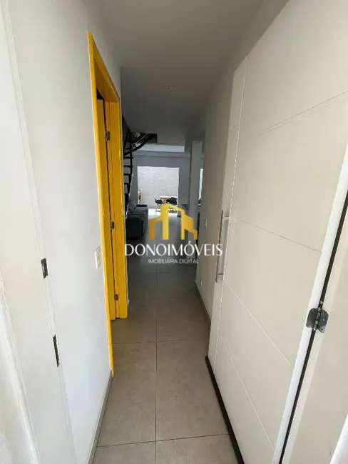 Casa de Condomínio com 3 quartos à venda, 128m2 em Demarchi, Sao Bernardo Do Campo - SP - imagem 4 Foto 4 de Casa de Condomínio com 3 quartos à venda, 128m2 em Demarchi, Sao Bernardo Do Campo - SP