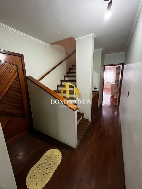 Foto 9 de Casa com 3 quartos à venda, 218m2 em Vila Bastos, Santo Andre - SP