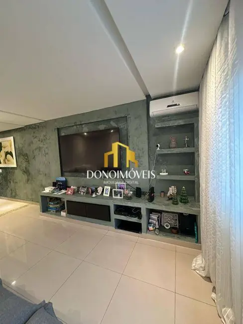 Foto 1 de Casa com 3 quartos à venda, 200m2 em Vila Scarpelli, Santo Andre - SP