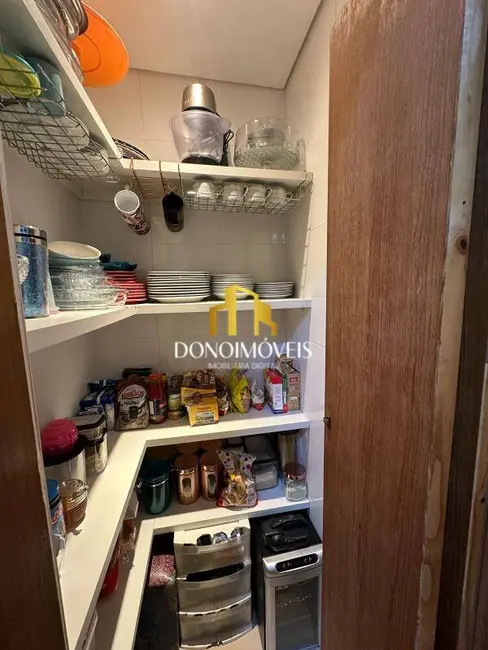 Foto 8 de Casa com 3 quartos à venda, 200m2 em Vila Scarpelli, Santo Andre - SP