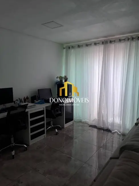 Casa com 3 quartos à venda, 220m2 em Santa Terezinha, Sao Bernardo Do Campo - SP - imagem 5 Foto 5 de Casa com 3 quartos à venda, 220m2 em Santa Terezinha, Sao Bernardo Do Campo - SP