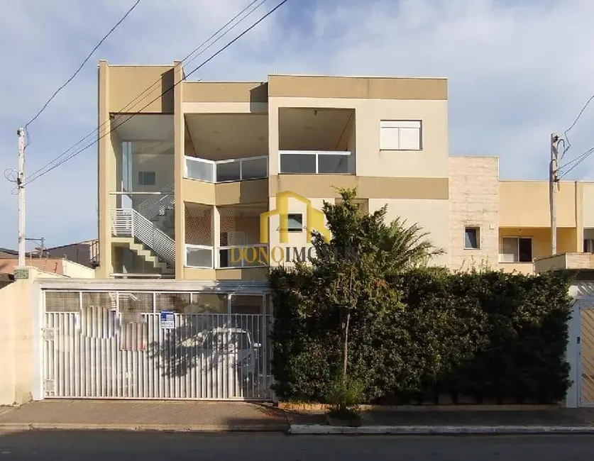 Casa com 3 quartos à venda, 215m2 em Cerâmica, Sao Caetano Do Sul - SP - imagem 1 Foto 1 de Casa com 3 quartos à venda, 215m2 em Cerâmica, Sao Caetano Do Sul - SP