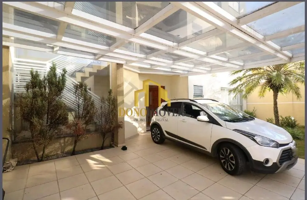Casa com 3 quartos à venda, 215m2 em Cerâmica, Sao Caetano Do Sul - SP - imagem 2 Foto 2 de Casa com 3 quartos à venda, 215m2 em Cerâmica, Sao Caetano Do Sul - SP