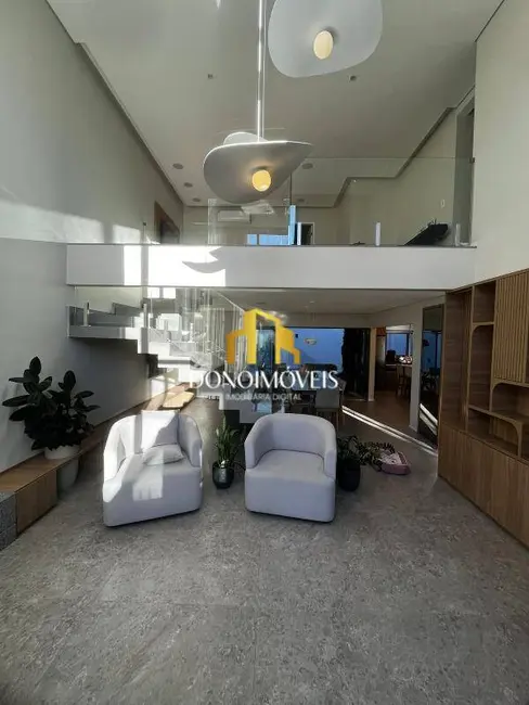 Foto 2 de Casa com 5 quartos à venda, 280m2 em Baeta Neves, Sao Bernardo Do Campo - SP