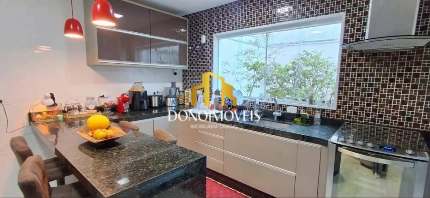 Casa com 4 quartos à venda, 237m2 em Jardim do Mar, Sao Bernardo Do Campo - SP - imagem 9 Foto 9 de Casa com 4 quartos à venda, 237m2 em Jardim do Mar, Sao Bernardo Do Campo - SP