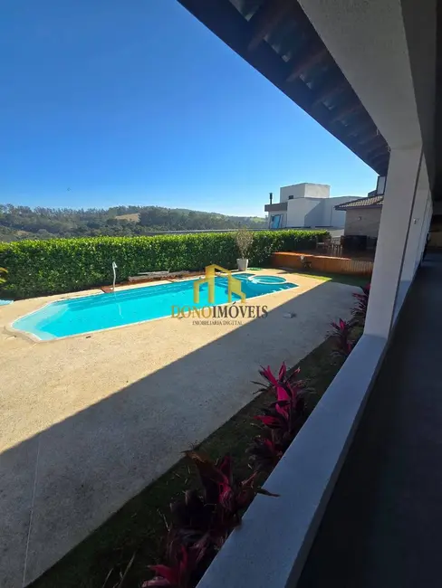 Casa com 4 quartos à venda, 273m2 em Curitibanos, Braganca Paulista - SP - imagem 1 Foto 1 de Casa com 4 quartos à venda, 273m2 em Curitibanos, Braganca Paulista - SP