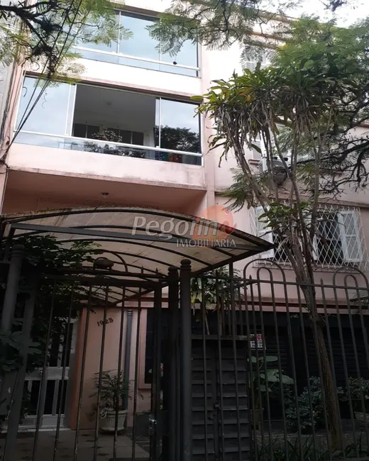 Foto 2 de Apartamento com 2 quartos para alugar, 65m2 em Bom Fim, Porto Alegre - RS