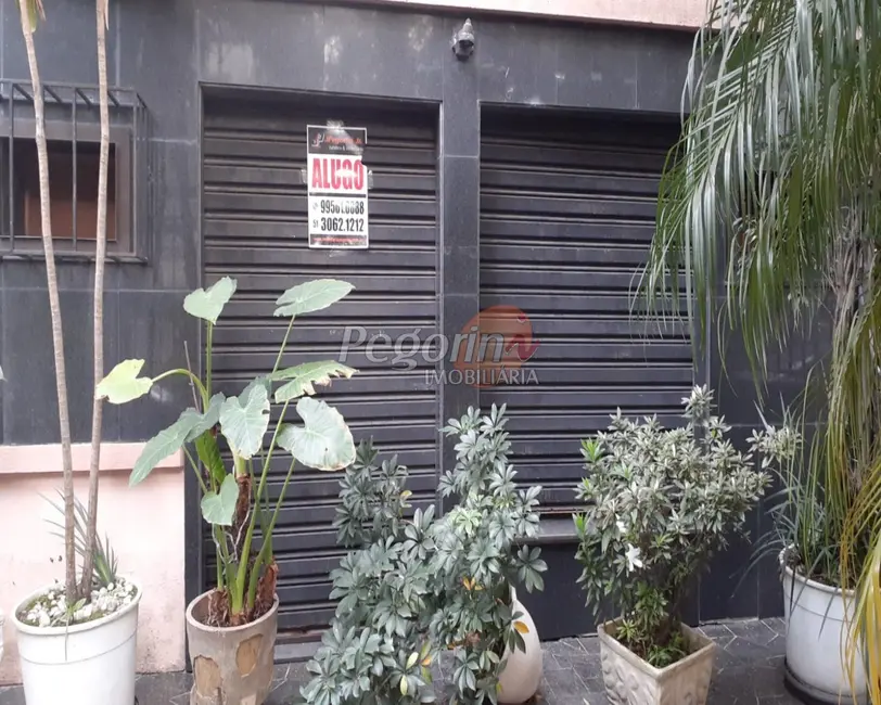 Foto 3 de Apartamento com 2 quartos para alugar, 65m2 em Bom Fim, Porto Alegre - RS