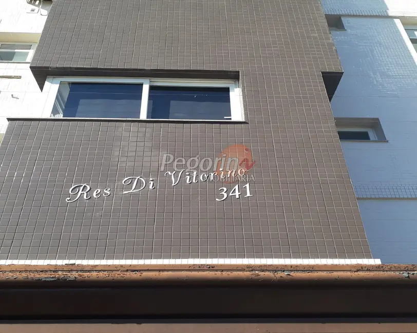 Foto 3 de Apartamento com 2 quartos à venda, 75m2 em Jardim Itu Sabará, Porto Alegre - RS