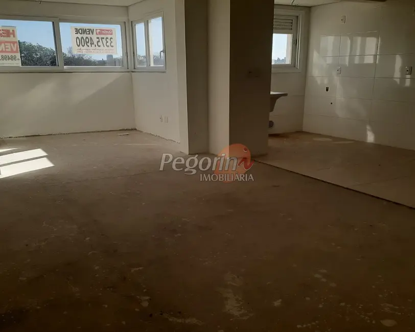 Foto 6 de Apartamento com 2 quartos à venda, 75m2 em Jardim Itu Sabará, Porto Alegre - RS