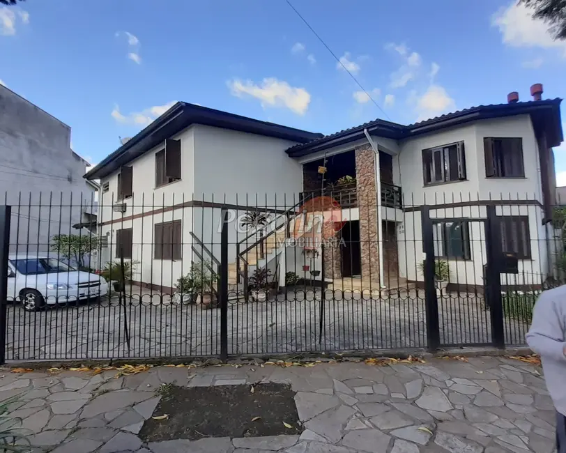 Foto 1 de Casa com 6 quartos à venda, 190m2 em Jardim Itu Sabará, Porto Alegre - RS