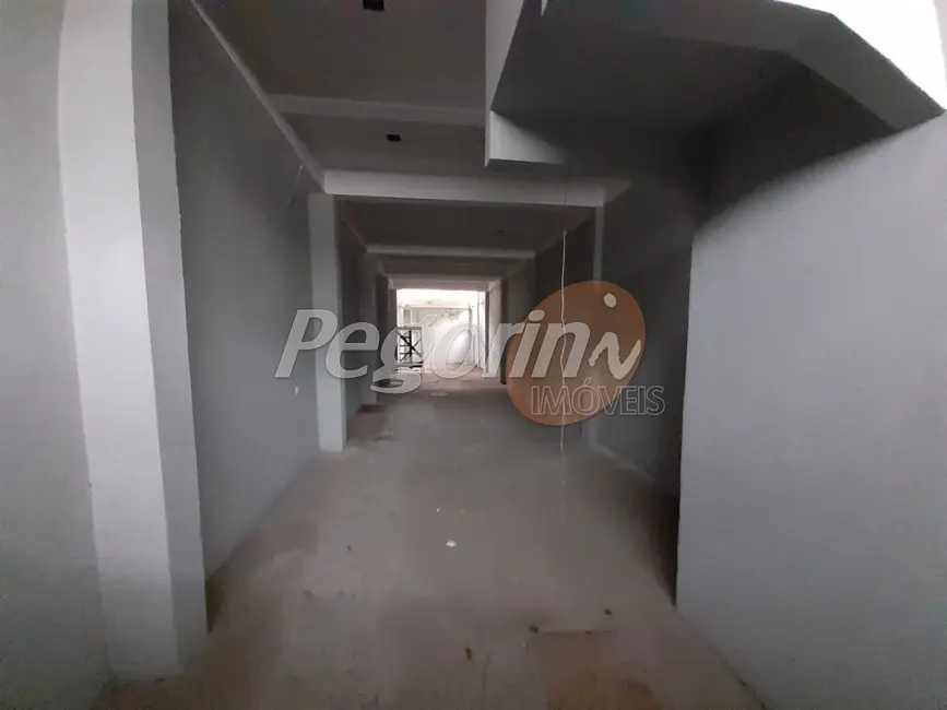 Foto 6 de Armazém / Galpão para alugar, 1300m2 em Floresta, Porto Alegre - RS