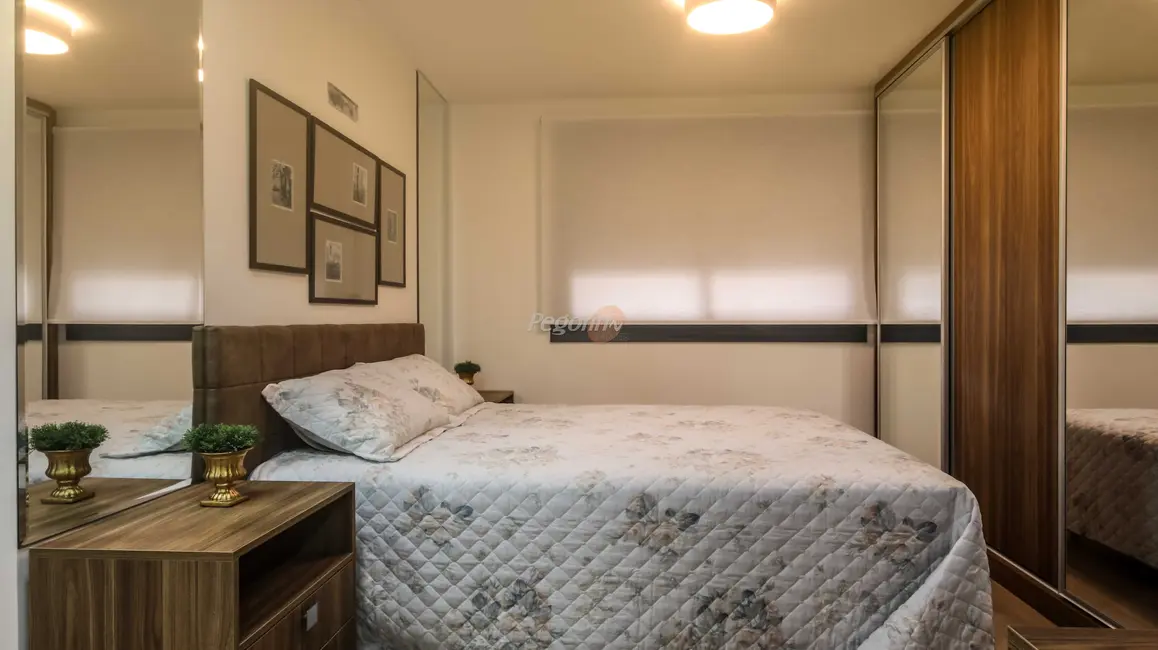 Apartamento com 2 quartos à venda, 61m2 em Farroupilha, Porto Alegre - RS - imagem 8 Foto 8 de Apartamento com 2 quartos à venda, 61m2 em Farroupilha, Porto Alegre - RS