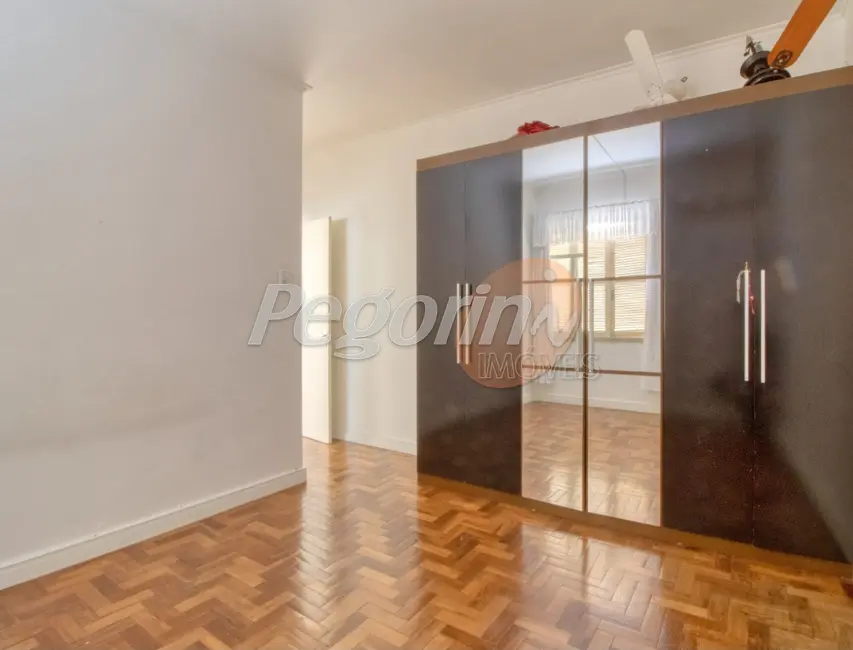 Apartamento com 1 quarto à venda, 43m2 em Menino Deus, Porto Alegre - RS - imagem 3 Foto 3 de Apartamento com 1 quarto à venda, 43m2 em Menino Deus, Porto Alegre - RS