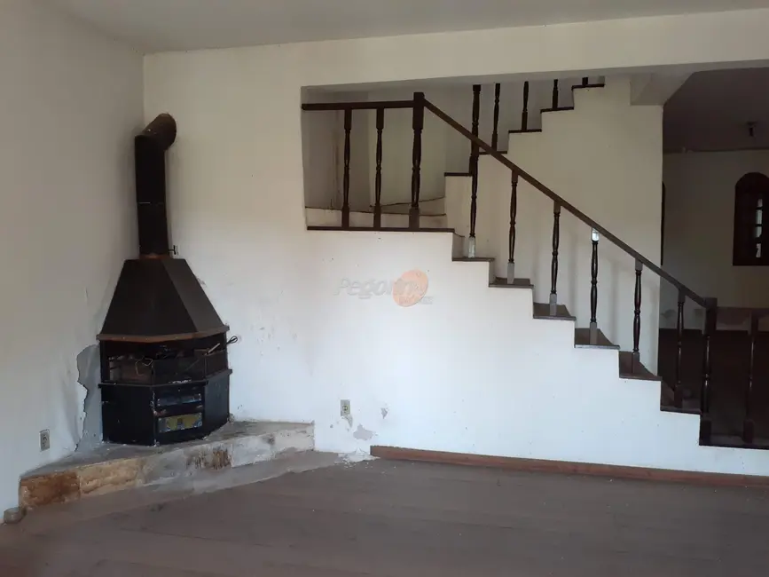 Casa com 4 quartos à venda, 270m2 em Parque Santa Fé, Porto Alegre - RS - imagem 5 Foto 5 de Casa com 4 quartos à venda, 270m2 em Parque Santa Fé, Porto Alegre - RS