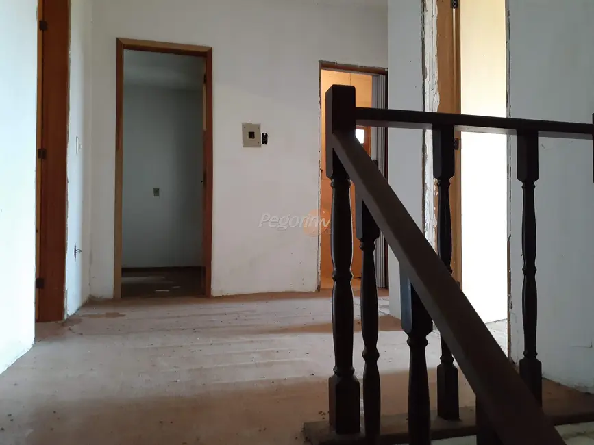 Casa com 4 quartos à venda, 270m2 em Parque Santa Fé, Porto Alegre - RS - imagem 7 Foto 7 de Casa com 4 quartos à venda, 270m2 em Parque Santa Fé, Porto Alegre - RS