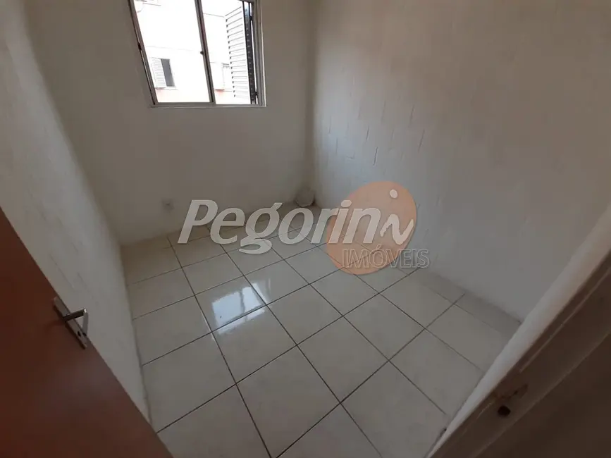 Apartamento com 2 quartos à venda, 50m2 em Rubem Berta, Porto Alegre - RS - imagem 6 Foto 6 de Apartamento com 2 quartos à venda, 50m2 em Rubem Berta, Porto Alegre - RS