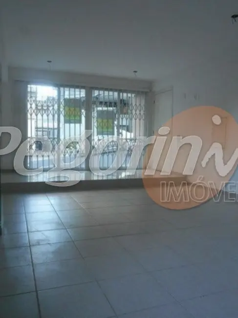 Loja para alugar, 75m2 em Rio Branco, Porto Alegre - RS - imagem 5 Foto 5 de Loja para alugar, 75m2 em Rio Branco, Porto Alegre - RS