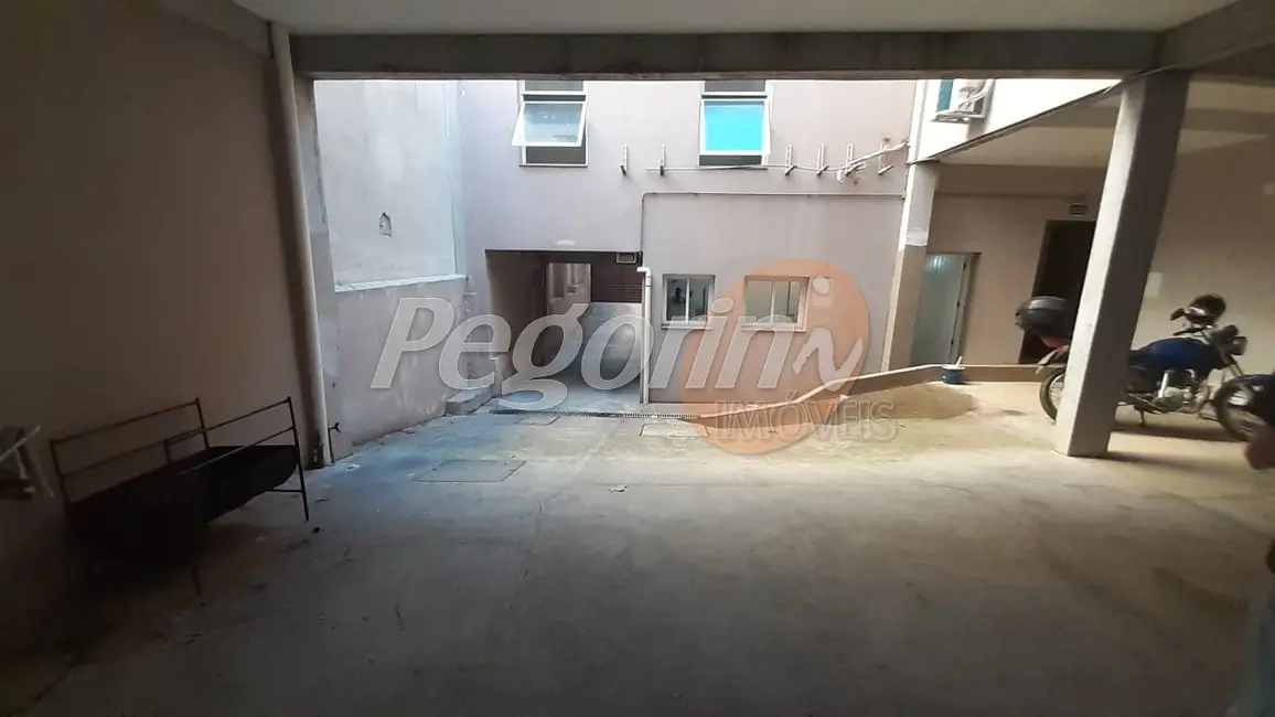 Sala Comercial para alugar, 130m2 em Independência, Porto Alegre - RS - imagem 7 Foto 7 de Sala Comercial para alugar, 130m2 em Independência, Porto Alegre - RS