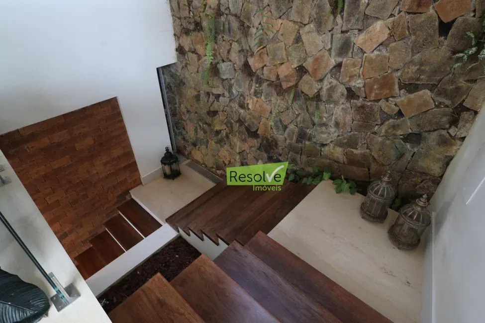 Foto 5 de Casa com 5 quartos à venda, 1200m2 em Ubatuba - SP