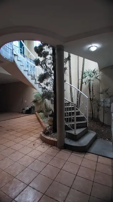 Foto 2 de Sobrado com 6 quartos à venda, 550m2 em Vila Marlene, Sao Bernardo Do Campo - SP