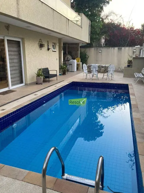 Foto 3 de Sobrado com 4 quartos à venda, 260m2 em Jardim São Caetano, Sao Caetano Do Sul - SP