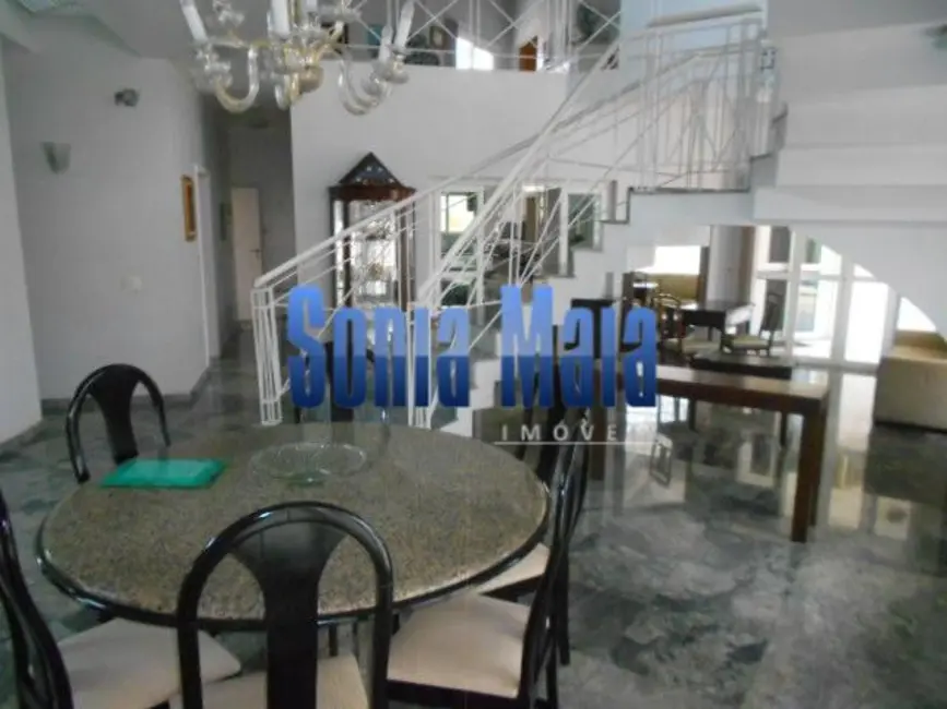 Casa com 5 quartos à venda, 725m2 em Itanhaem, SP - imagem 1 Foto 1 de Casa com 5 quartos à venda, 725m2 em Itanhaem, SP