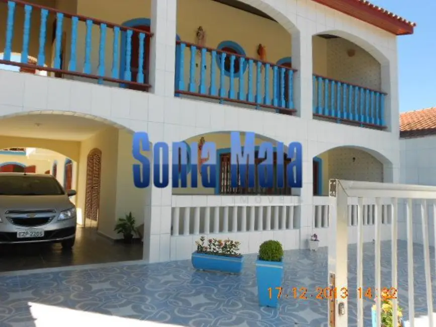 Sobrado com 4 quartos à venda, 260m2 em Itanhaem, SP - imagem 1 Foto 1 de Sobrado com 4 quartos à venda, 260m2 em Itanhaem, SP