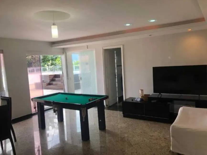 Cobertura com 5 quartos para alugar, 320m2 em Rio De Janeiro - RJ - imagem 7 Foto 7 de Cobertura com 5 quartos para alugar, 320m2 em Rio De Janeiro - RJ
