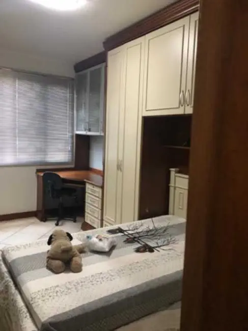 Foto 8 de Casa de Vila com 4 quartos à venda, 240m2 em Rio De Janeiro - RJ