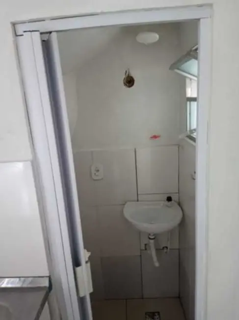 Kitnet com 1 quarto para alugar, 30m2 em Rio De Janeiro - RJ - imagem 5 Foto 5 de Kitnet com 1 quarto para alugar, 30m2 em Rio De Janeiro - RJ