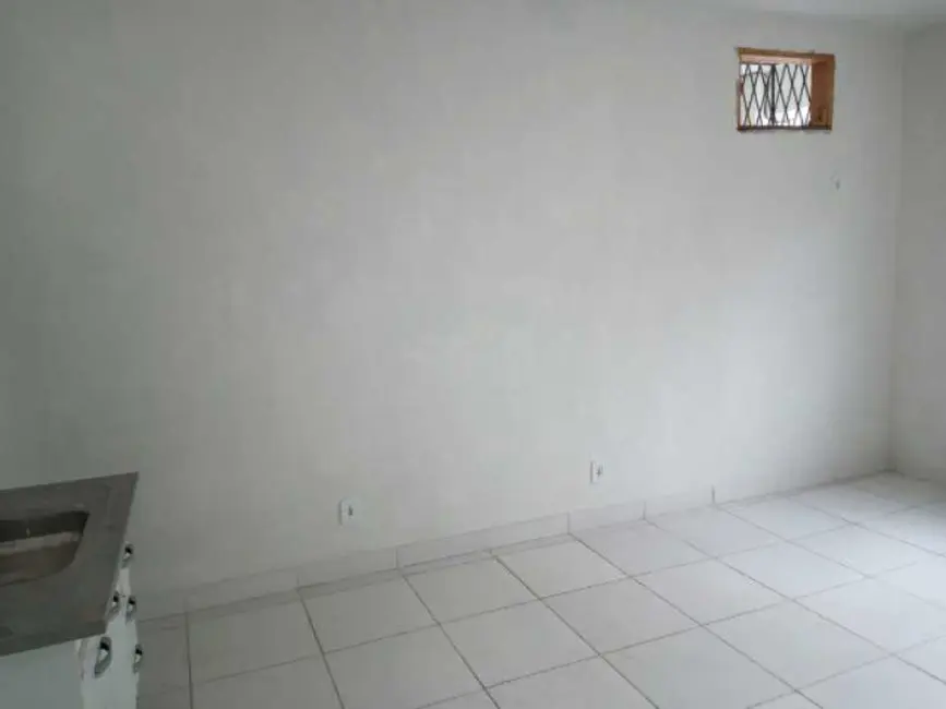 Kitnet com 1 quarto para alugar, 30m2 em Rio De Janeiro - RJ - imagem 4 Foto 4 de Kitnet com 1 quarto para alugar, 30m2 em Rio De Janeiro - RJ