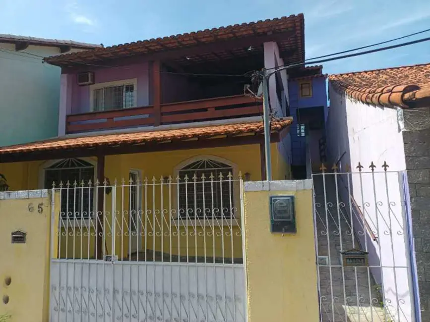 Foto 1 de Casa com 5 quartos à venda, 200m2 em Rio De Janeiro - RJ