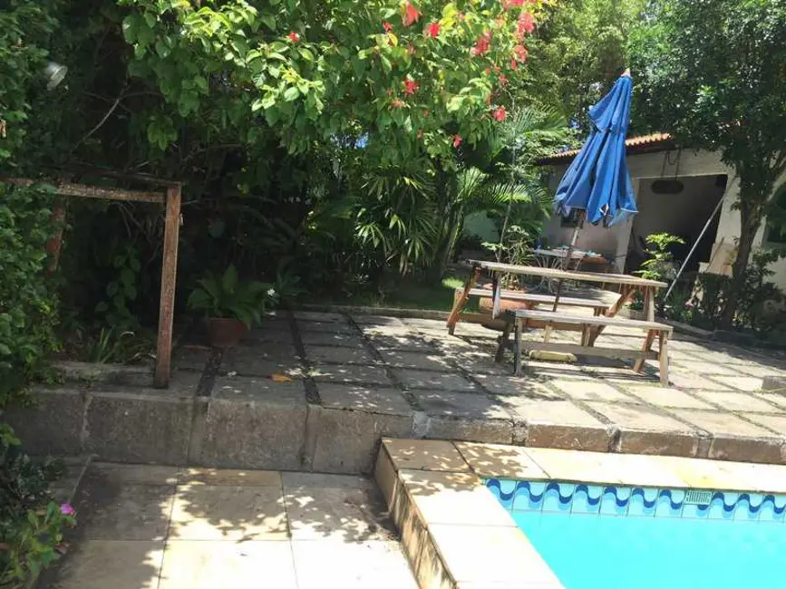 Casa à venda, 980m2 em Rio De Janeiro - RJ - imagem 3 Foto 3 de Casa à venda, 980m2 em Rio De Janeiro - RJ