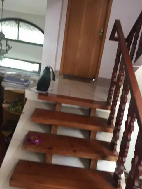 Casa à venda, 980m2 em Rio De Janeiro - RJ - imagem 9 Foto 9 de Casa à venda, 980m2 em Rio De Janeiro - RJ