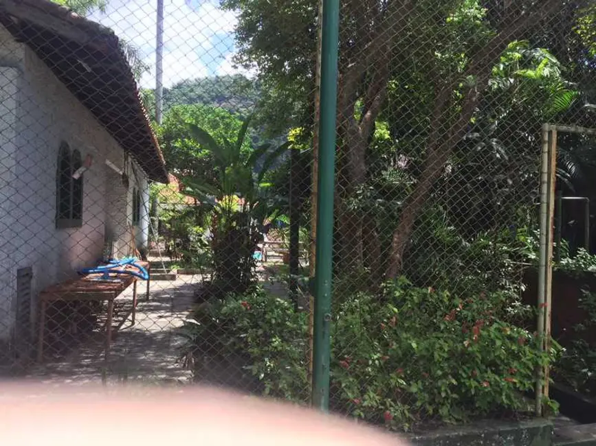 Casa à venda, 980m2 em Rio De Janeiro - RJ - imagem 4 Foto 4 de Casa à venda, 980m2 em Rio De Janeiro - RJ