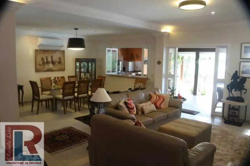 Casa de Condomínio com 6 quartos à venda, 450m2 em Angra Dos Reis - RJ - imagem 8 Foto 8 de Casa de Condomínio com 6 quartos à venda, 450m2 em Angra Dos Reis - RJ