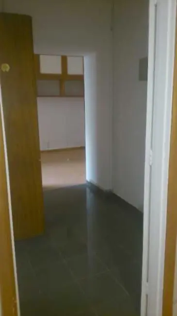 Sala Comercial à venda e para alugar, 36m2 em Rio De Janeiro - RJ - imagem 9 Foto 9 de Sala Comercial à venda e para alugar, 36m2 em Rio De Janeiro - RJ