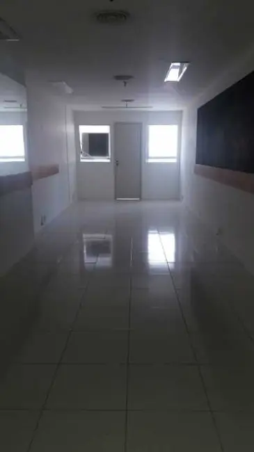 Sala Comercial para alugar, 30m2 em Rio De Janeiro - RJ - imagem 9 Foto 9 de Sala Comercial para alugar, 30m2 em Rio De Janeiro - RJ