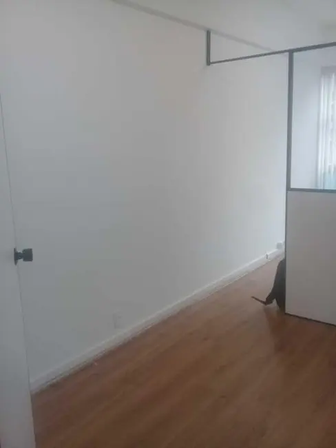 Foto 7 de Sala Comercial à venda e para alugar em Rio De Janeiro - RJ
