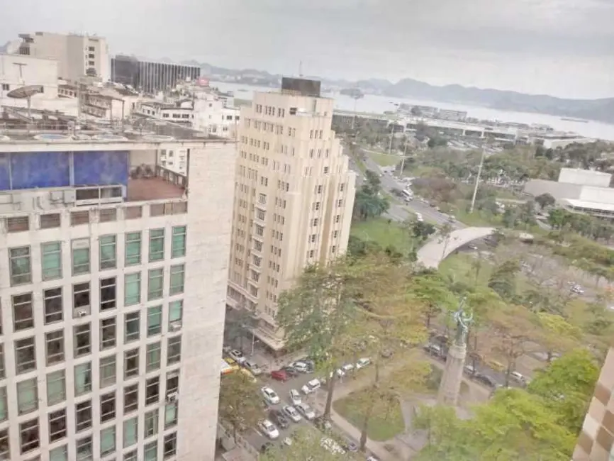 Sala Comercial para alugar, 88m2 em Rio De Janeiro - RJ - imagem 6 Foto 6 de Sala Comercial para alugar, 88m2 em Rio De Janeiro - RJ