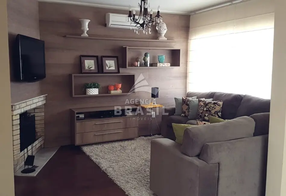 Foto 12 de Casa com 5 quartos à venda, 900m2 em Três Vendas, Pelotas - RS