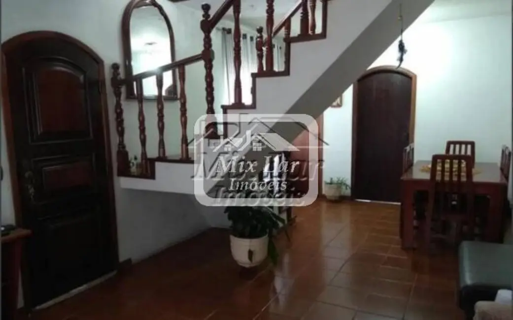 Foto 1 de Sobrado com 3 quartos à venda, 126m2 em km 18, Osasco - SP