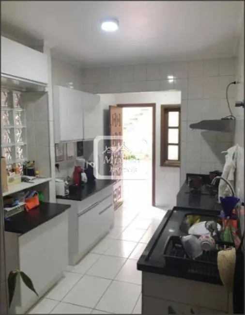 Foto 3 de Sobrado com 4 quartos à venda, 181m2 em Vila Yolanda, Osasco - SP